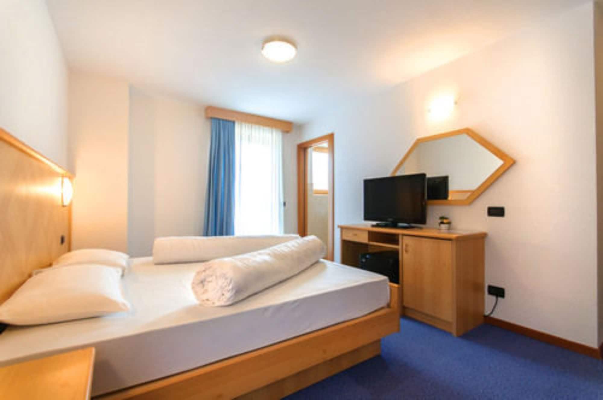 Hotel Bellamonte Predazzo Buitenkant foto