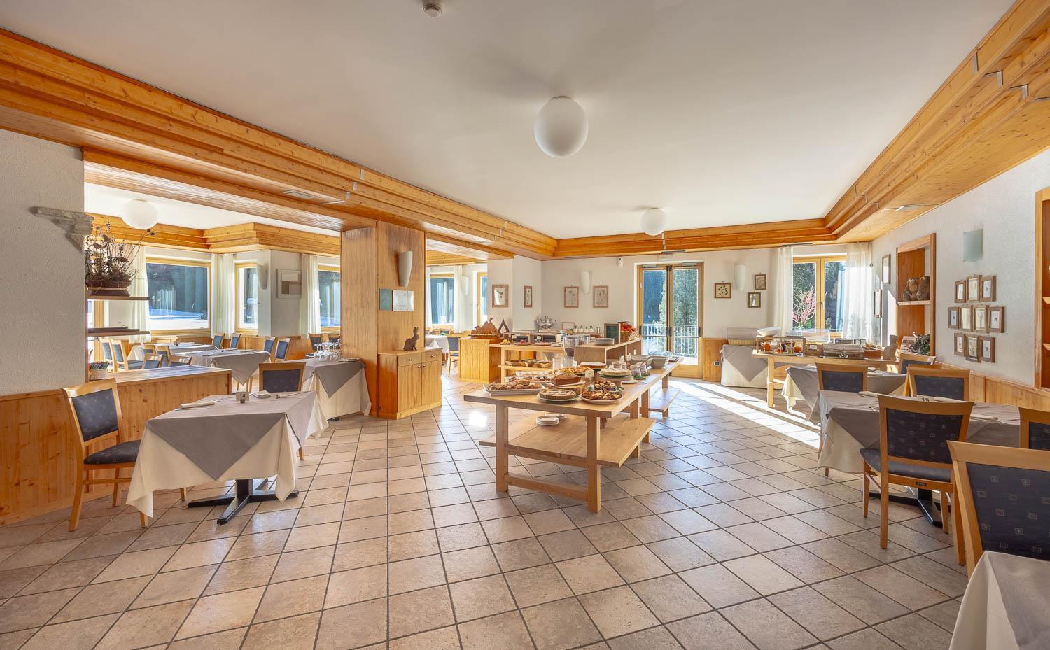 Hotel Bellamonte Predazzo Buitenkant foto