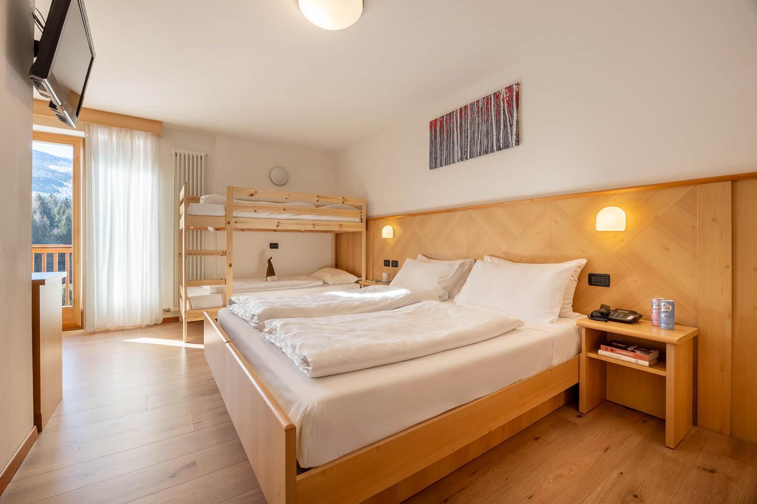 Hotel Bellamonte Predazzo Kamer foto